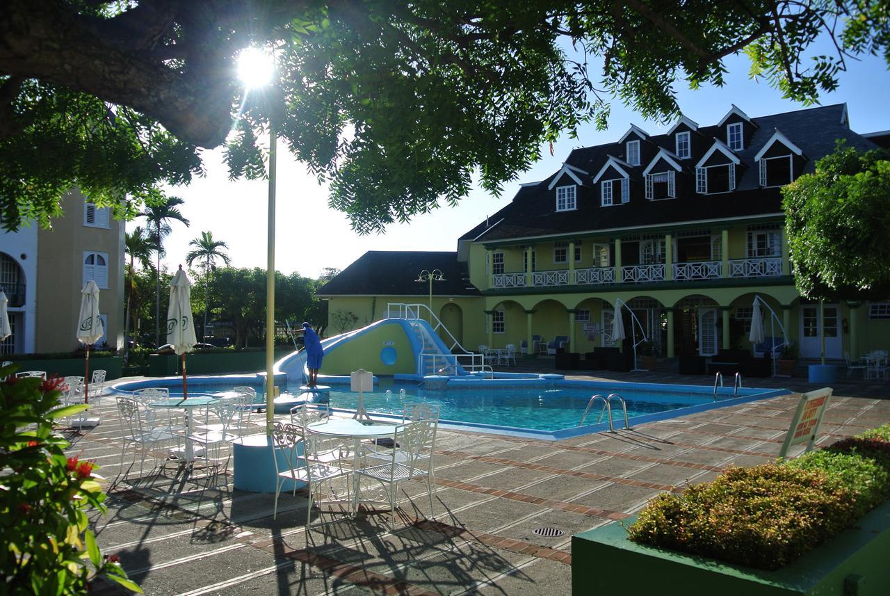 Beach One Bedroom Suite A22 Ocho Rios Exterior foto