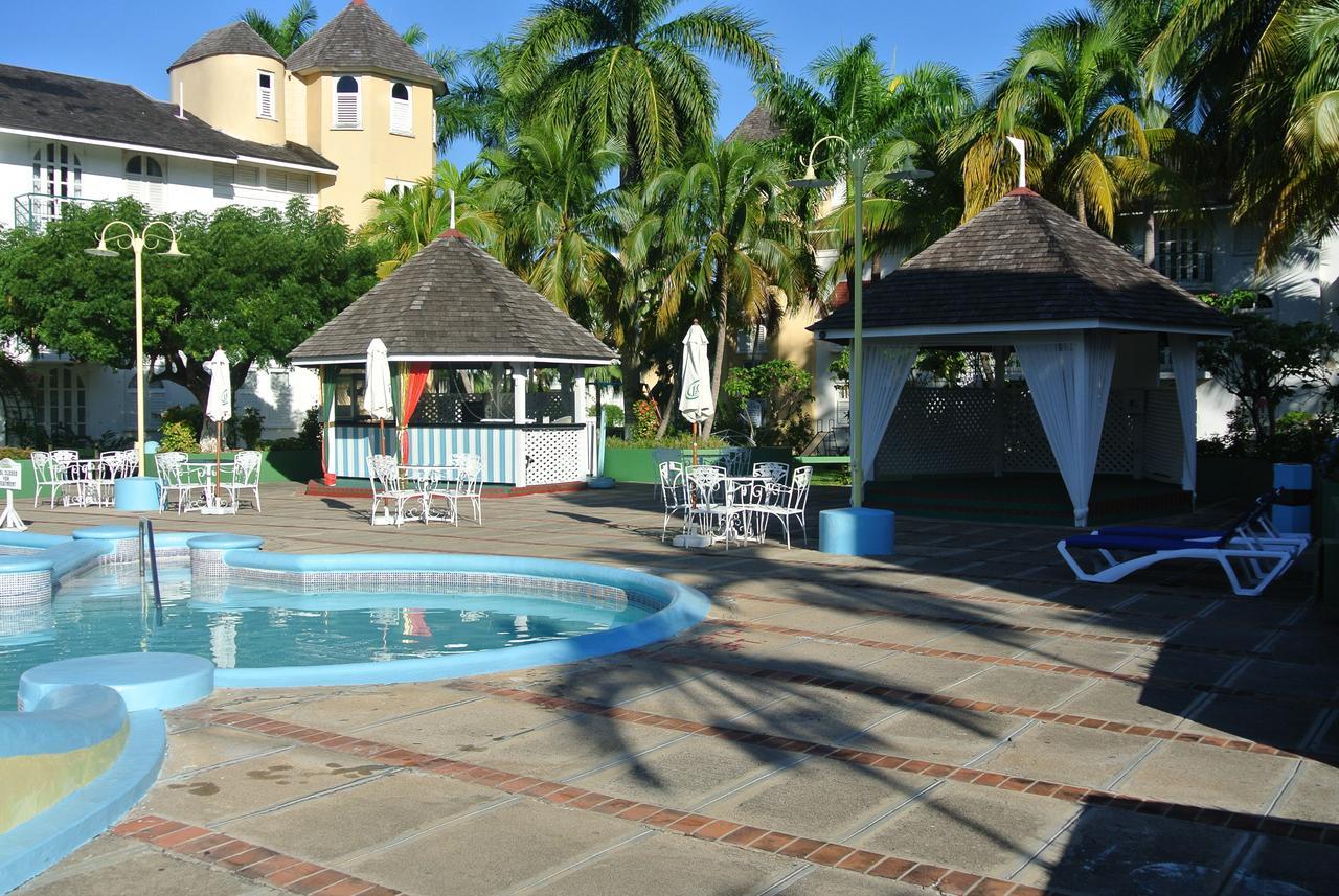 Beach One Bedroom Suite A22 Ocho Rios Exterior foto
